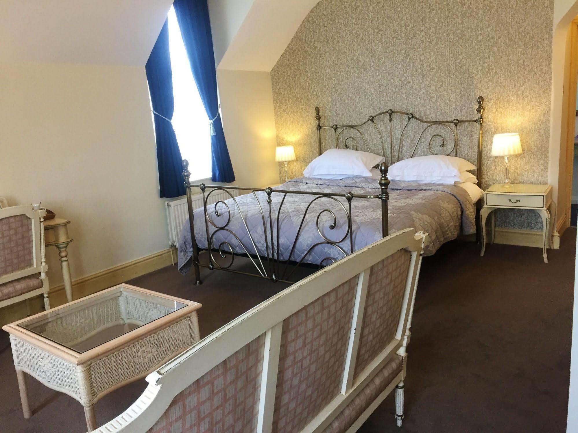 The Beaumont Accommodation 라우스 외부 사진