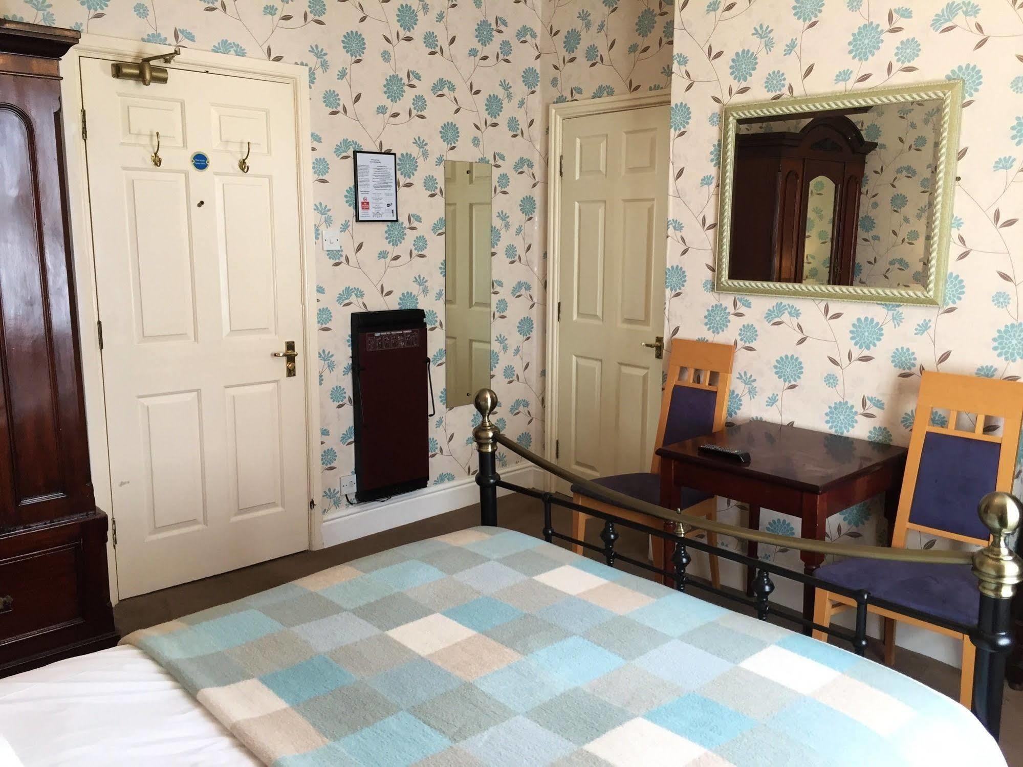 The Beaumont Accommodation 라우스 외부 사진